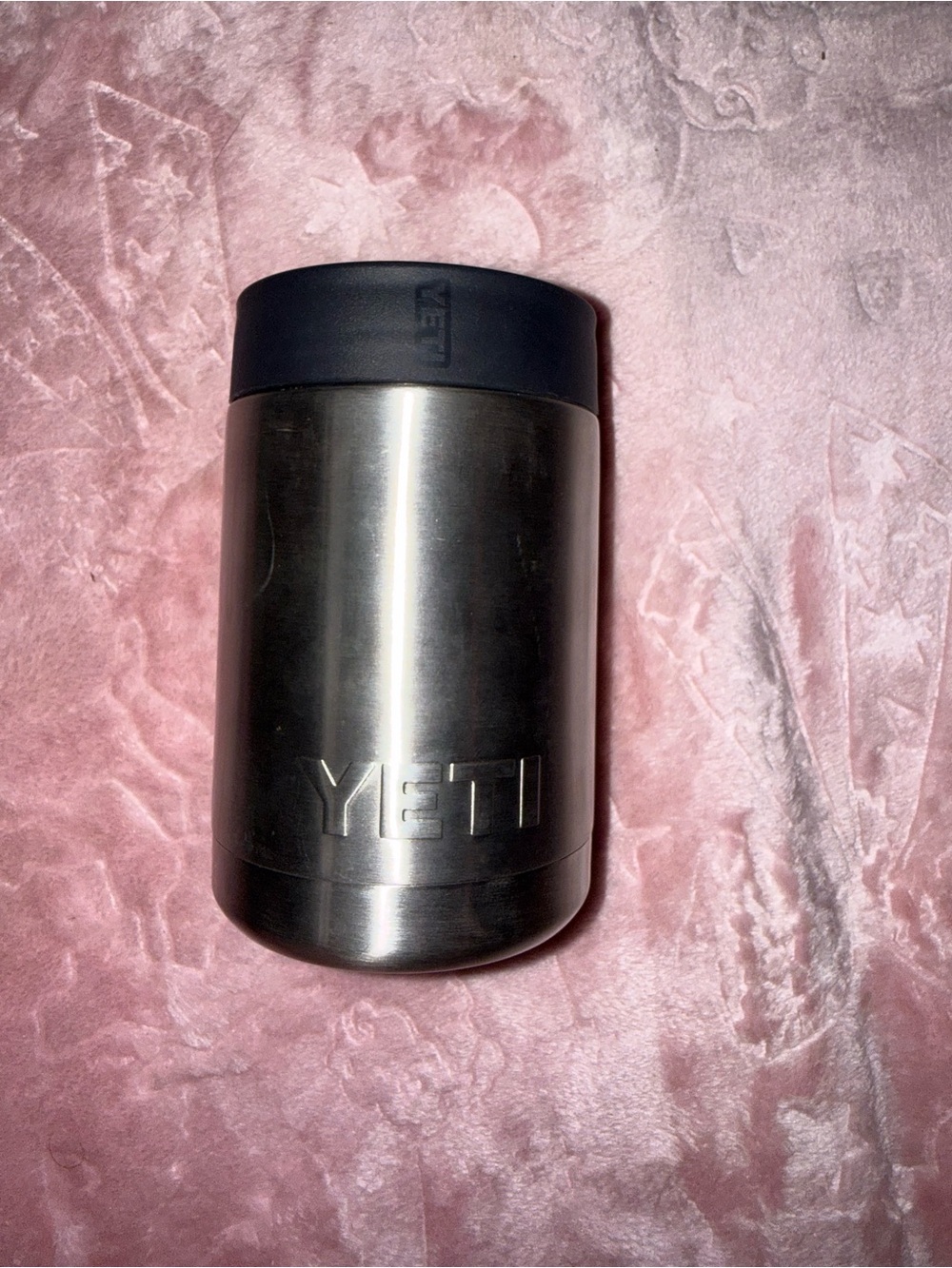 Yeti Stainless Steel Can Insulator in Silver with Black Lid